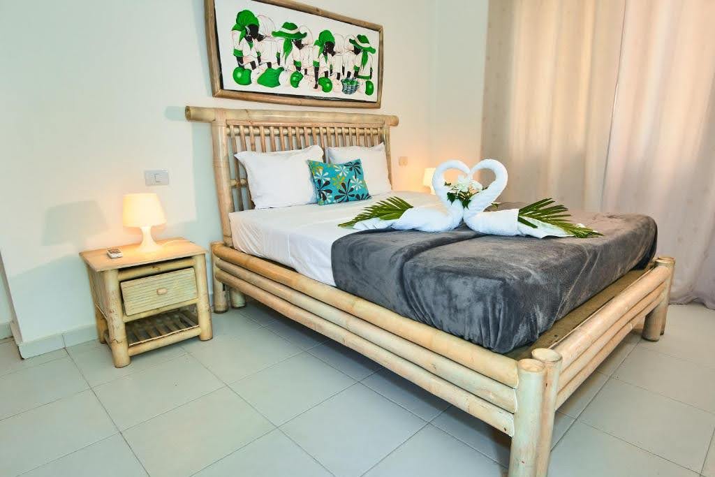 apartments pool Bavaro Punta Cana,&aacute;varo,Punta Cana,nestled in the heart of the Los Corales community. These fully equipped apartments offer direct access to the pool and are just a short walk from the private beach. Our apartments with pool in B&aacute;varo Punta Cana combine comfort,privacy and an unbeatable location. Each apartment features a full kitchen